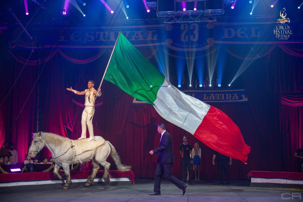 circus-talent-festival-of-italy-2021-03-alessandro-togni-1024x683